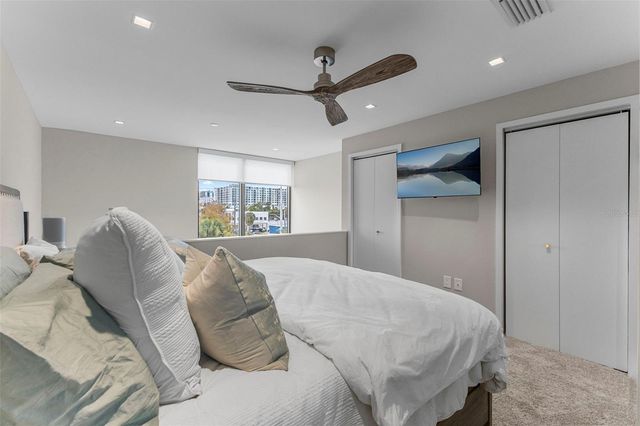 1558 4TH ST 212, Sarasota, FL 34236