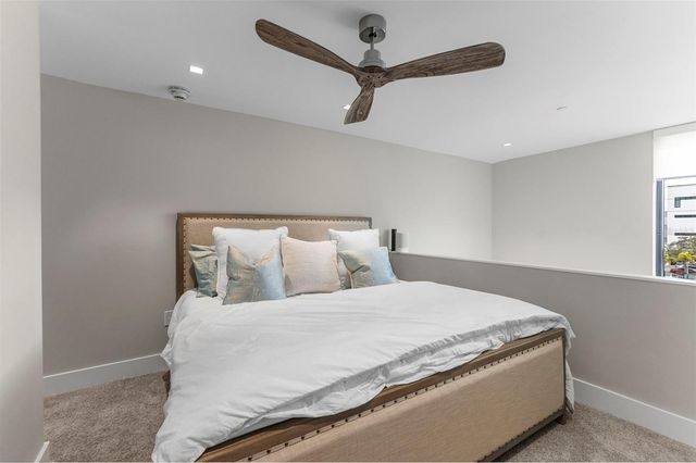 1558 4TH ST 212, Sarasota, FL 34236