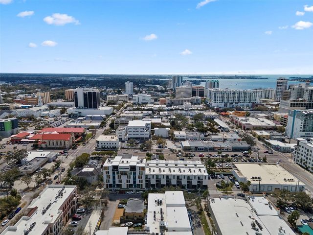 1558 4TH ST 212, Sarasota, FL 34236