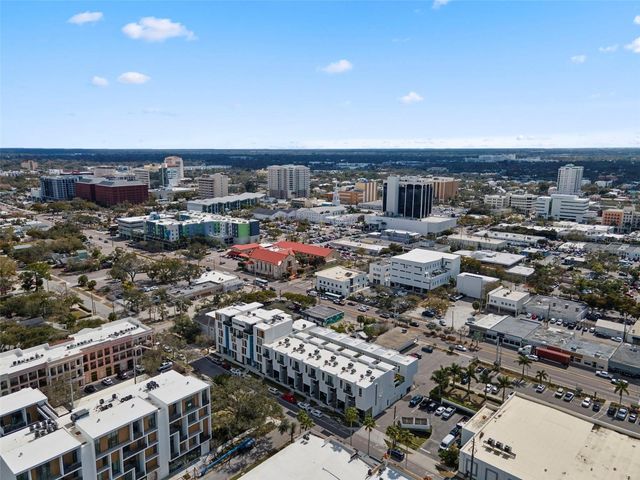 1558 4TH ST 212, Sarasota, FL 34236