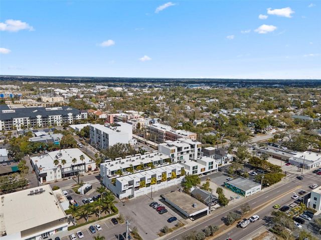 1558 4TH ST 212, Sarasota, FL 34236