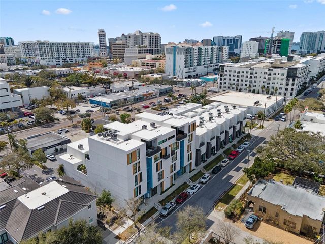 1558 4TH ST 212, Sarasota, FL 34236