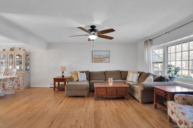 8 Beverly Lane, East Moriches, NY 11940