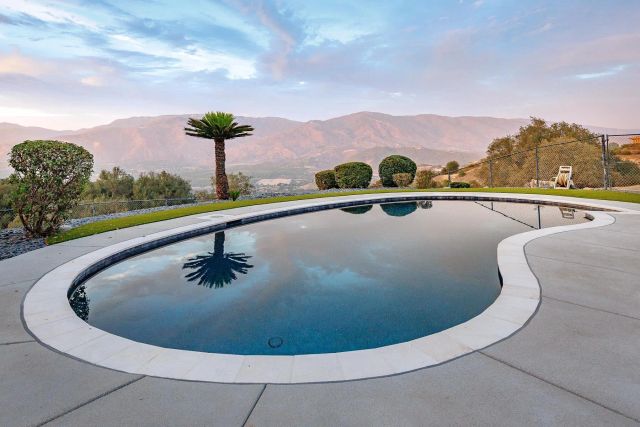 14411 Pauma Alta Drive, Valley Center, CA 92082