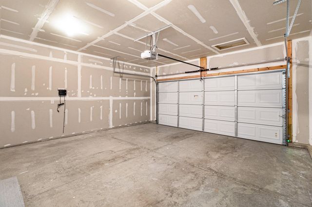 2893 Jordan River Drive, Fowlerville, MI 48836