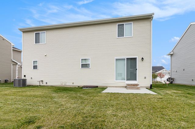 2893 Jordan River Drive, Fowlerville, MI 48836