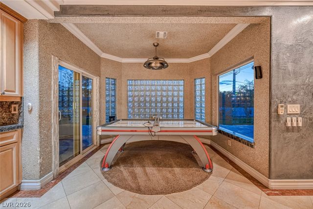 2426 Palomino Lane, Las Vegas, NV 89107