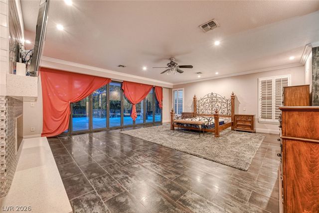 2426 Palomino Lane, Las Vegas, NV 89107