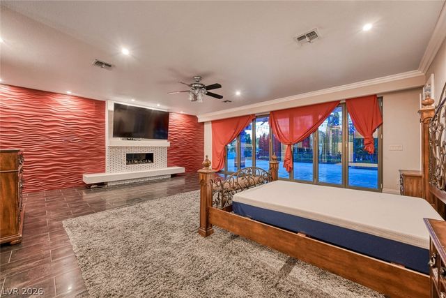2426 Palomino Lane, Las Vegas, NV 89107
