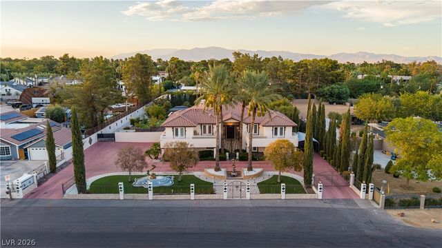 2426 Palomino Lane, Las Vegas, NV 89107