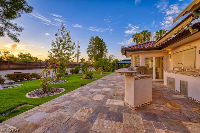 2426 Palomino Lane, Las Vegas, NV 89107