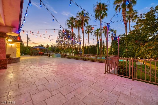 2426 Palomino Lane, Las Vegas, NV 89107