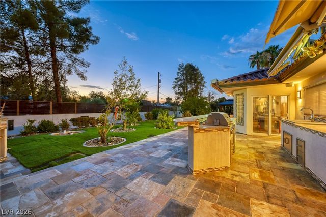 2426 Palomino Lane, Las Vegas, NV 89107