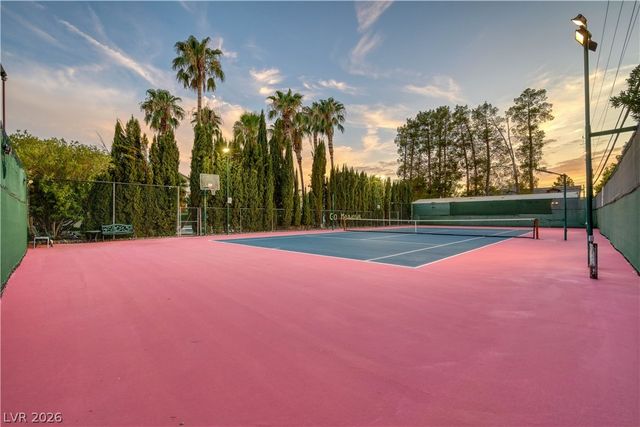 2426 Palomino Lane, Las Vegas, NV 89107