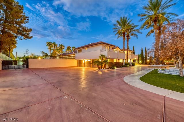 2426 Palomino Lane, Las Vegas, NV 89107