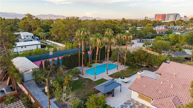 2426 Palomino Lane, Las Vegas, NV 89107