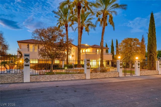 2426 Palomino Lane, Las Vegas, NV 89107