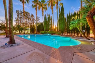 2426 Palomino Lane, Las Vegas, NV 89107