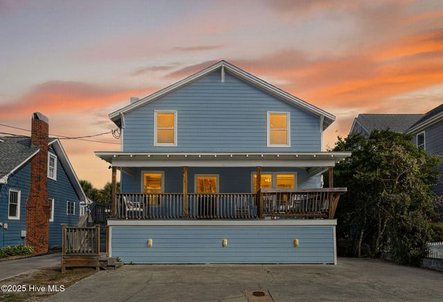 9 E Atlanta Street E, Wrightsville Beach, NC 28480