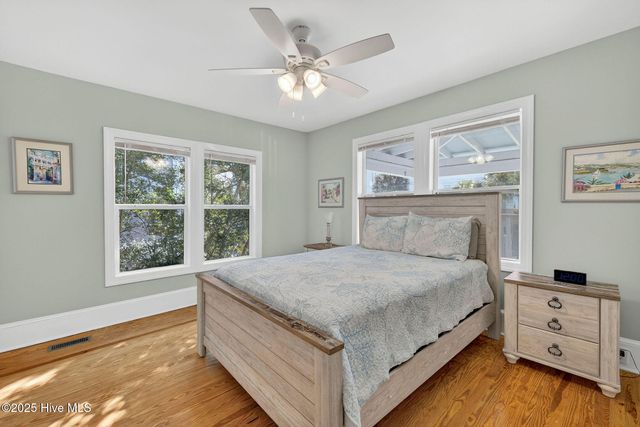 9 E Atlanta Street E, Wrightsville Beach, NC 28480
