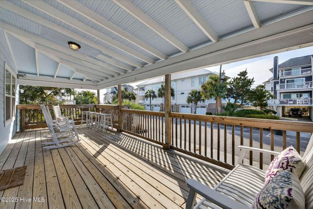 9 E Atlanta Street E, Wrightsville Beach, NC 28480