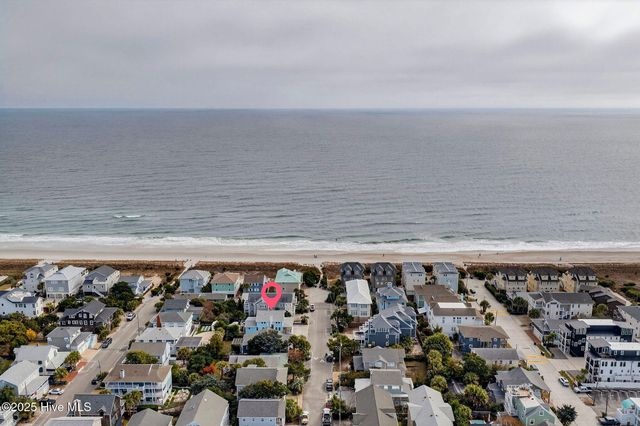 9 E Atlanta Street E, Wrightsville Beach, NC 28480
