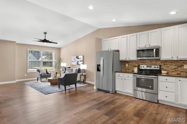 56 Huntleigh Park Court, Wentzville, MO 63385