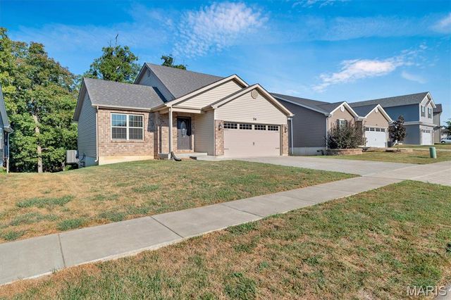 56 Huntleigh Park Court, Wentzville, MO 63385