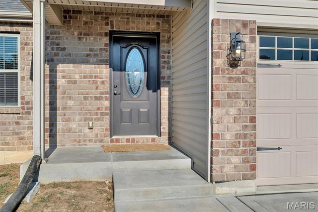 56 Huntleigh Park Court, Wentzville, MO 63385