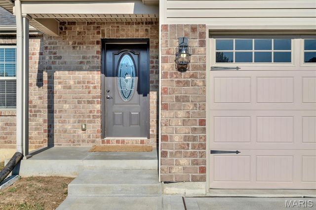 56 Huntleigh Park Court, Wentzville, MO 63385