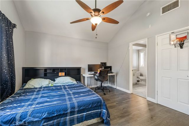9946 Owensmouth 9, Chatsworth, CA 91311