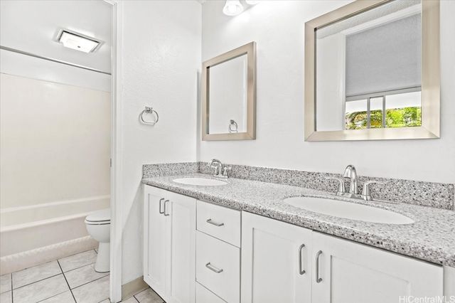 98-410 Koauka Loop 2G, Aiea, HI 96701