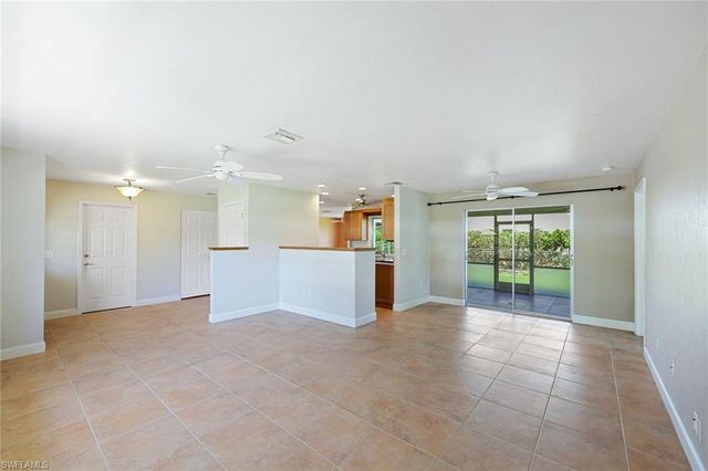 2530 10th ST N, Naples, FL 34103