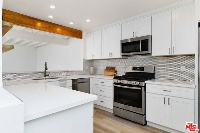 29221 Heathercliff Road 4, Malibu, CA 90265