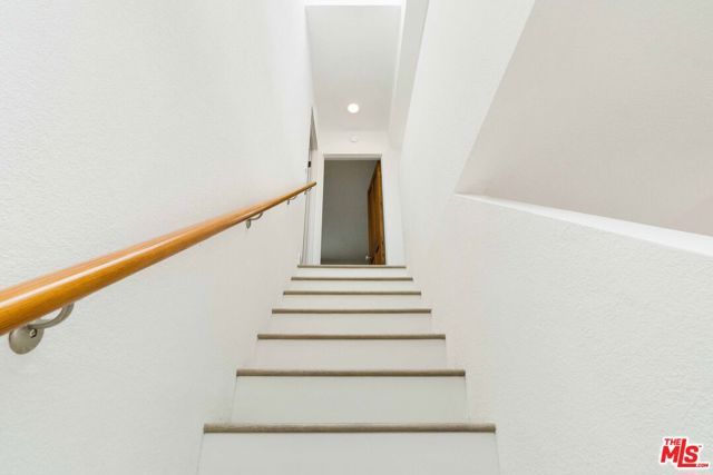 29221 Heathercliff Road 4, Malibu, CA 90265