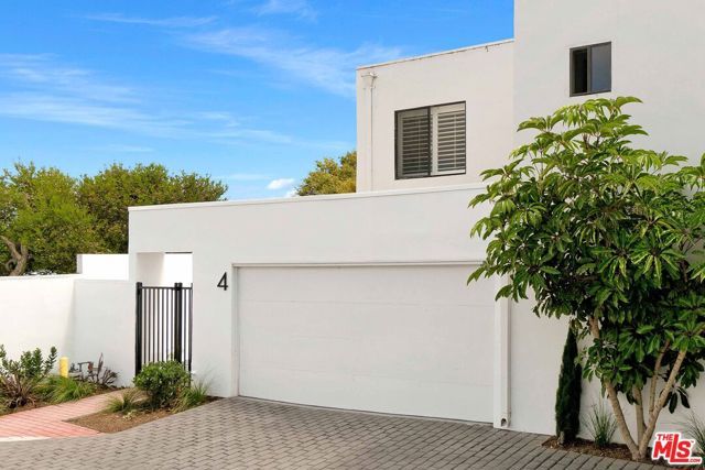 29221 Heathercliff Road 4, Malibu, CA 90265