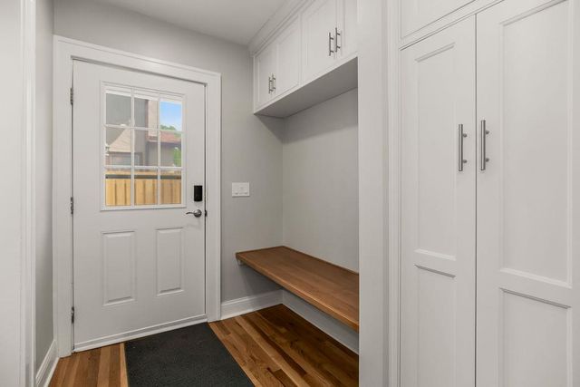 809 W Gregory Boulevard, Kansas City, MO 64114