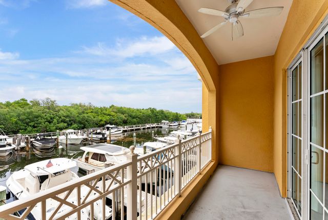 643 CASA LOMA Boulevard, Boynton Beach, FL 33435