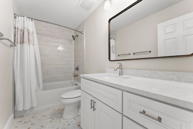 643 CASA LOMA Boulevard, Boynton Beach, FL 33435