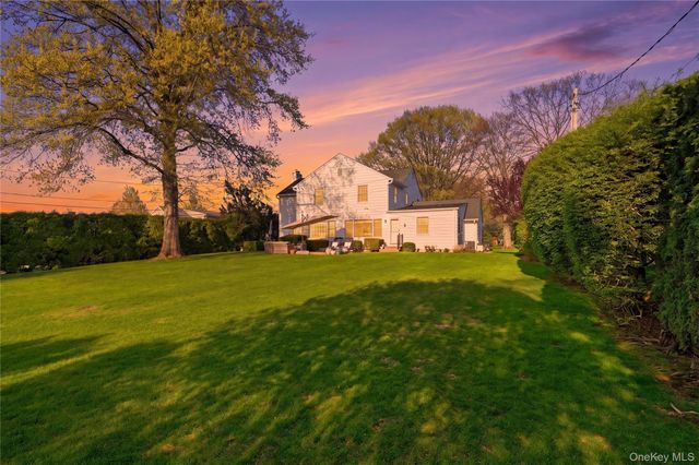 9 Sunset Lane, Garden City, NY 11530