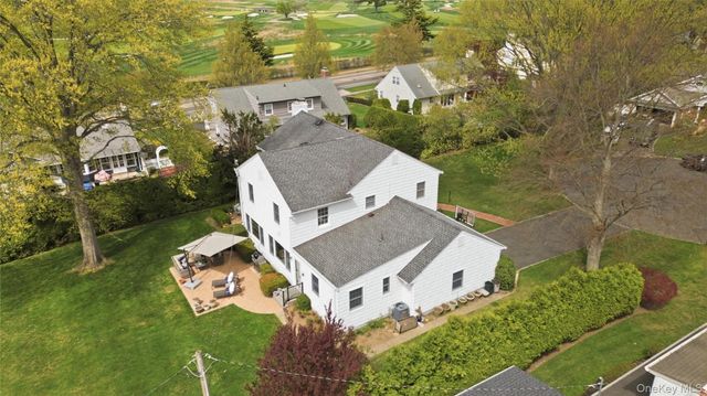 9 Sunset Lane, Garden City, NY 11530