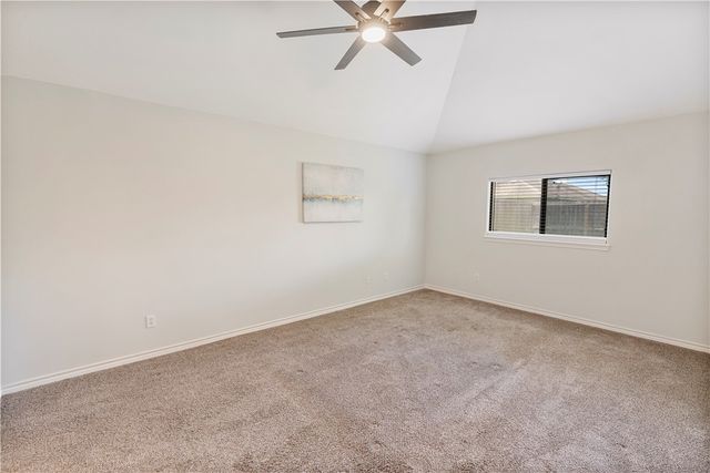 7925 ROCK CREST Dr, Corpus Christi, TX 78414