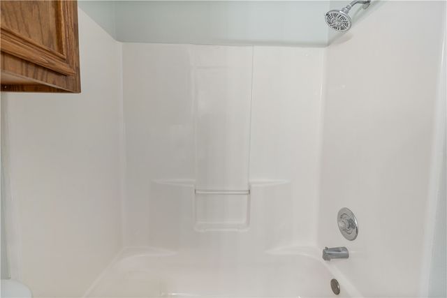 7925 ROCK CREST Dr, Corpus Christi, TX 78414