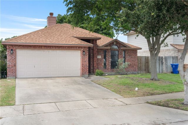 7925 ROCK CREST Dr, Corpus Christi, TX 78414