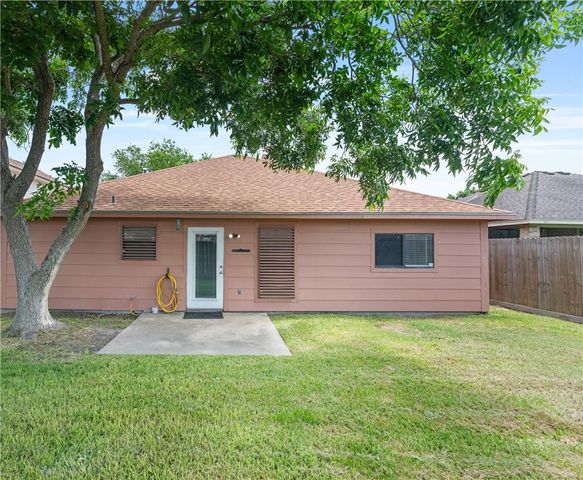 7925 ROCK CREST Dr, Corpus Christi, TX 78414