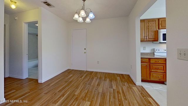 5201 ATLANTIC Boulevard 118, Jacksonville, FL 32207