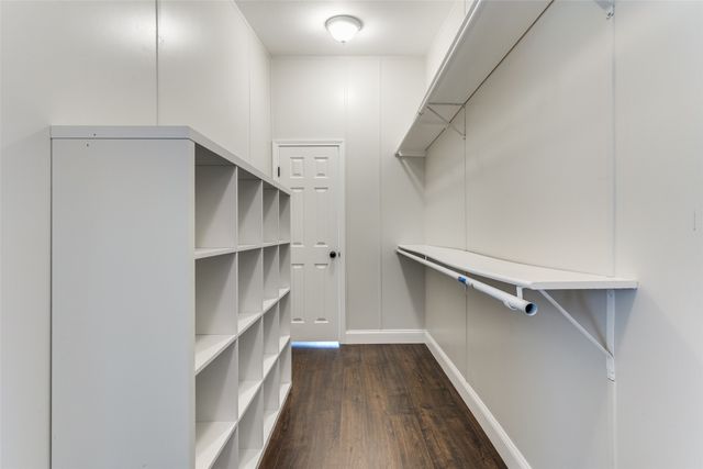 288 Strawberry Lane, Rhome, TX 76078