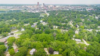 725 Lacona Avenue, Des Moines, IA 50315