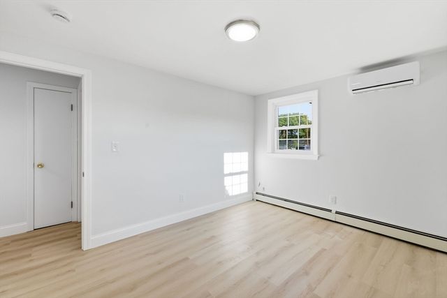 4 Lawrence Rd, Wayland, MA 01778