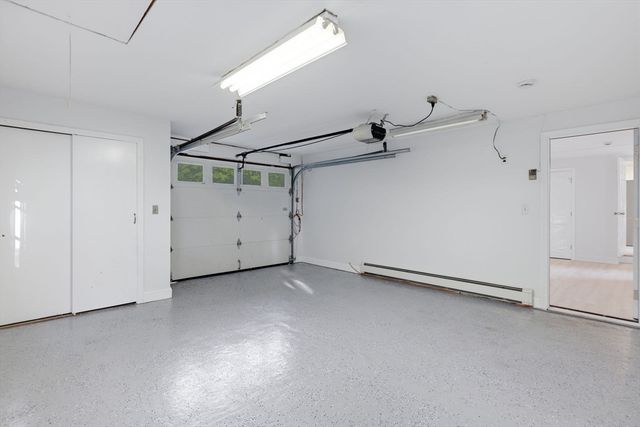 4 Lawrence Rd, Wayland, MA 01778